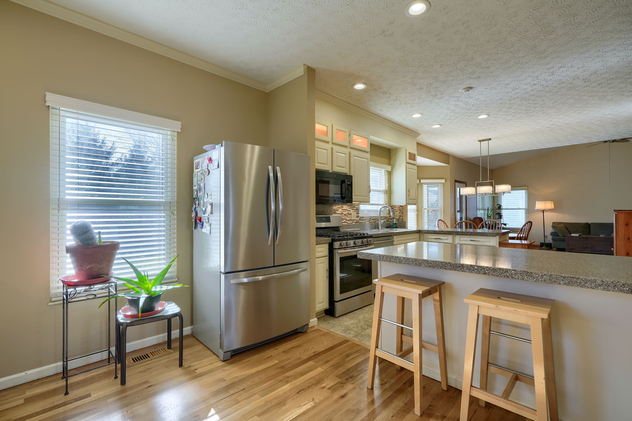 5245 Bressler Dr (41)