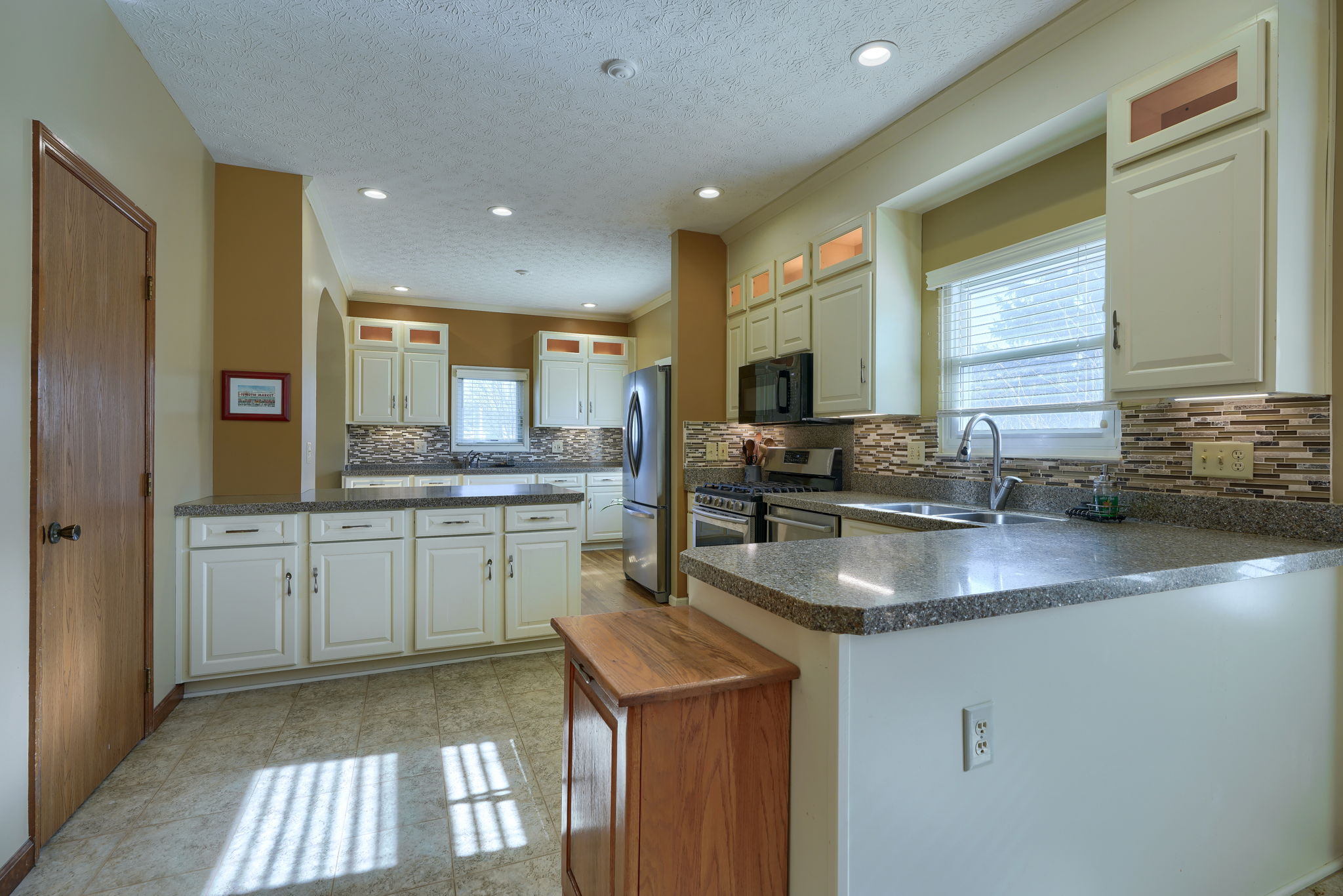 5245 Bressler Dr (56)