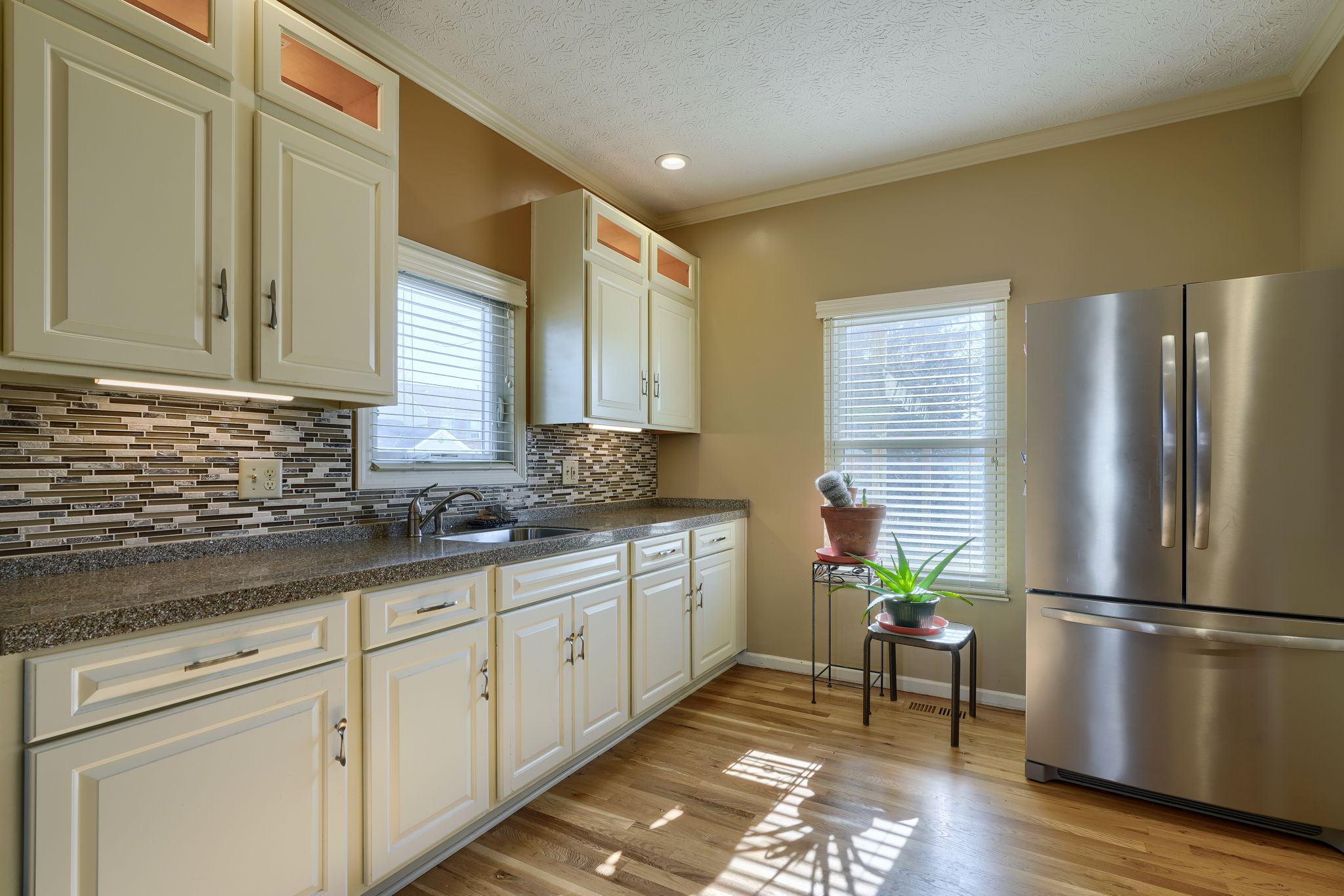 5245 Bressler Dr (39)