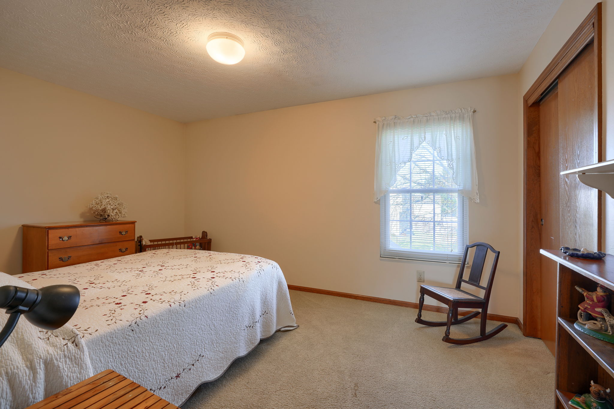 5245 Bressler Dr (17)