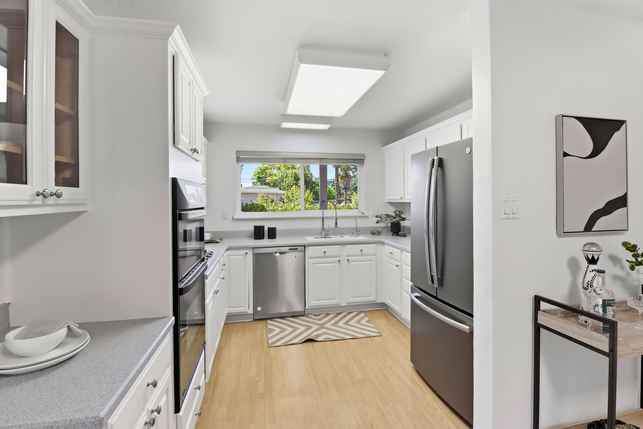 013_F8_5245 Bucknall Rd