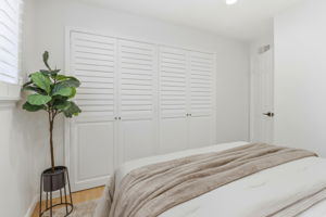 020_F8_5245 Bucknall Rd