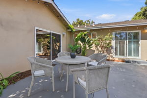 032_F8_5245 Bucknall Rd