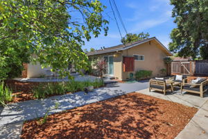 036_F8_5245 Bucknall Rd