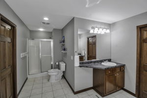  Photo 46