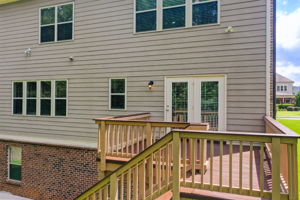 15 Aerial Ext Rear Partial w Deck Detail