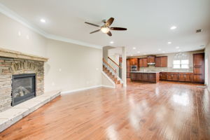 17 Living Room A w Kitchen