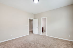 23 BR 4 B w J&J Bath