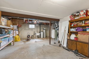  Photo 49