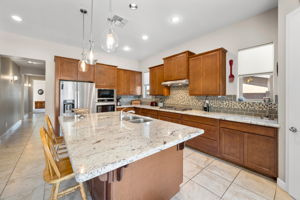 Kitchen (2)