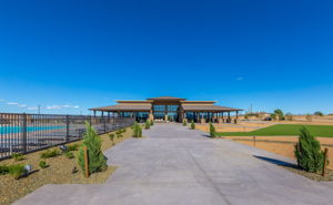 037_Clubhouse