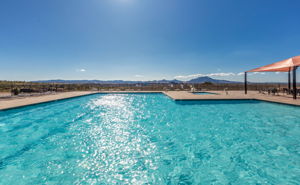 047_CommunityPool