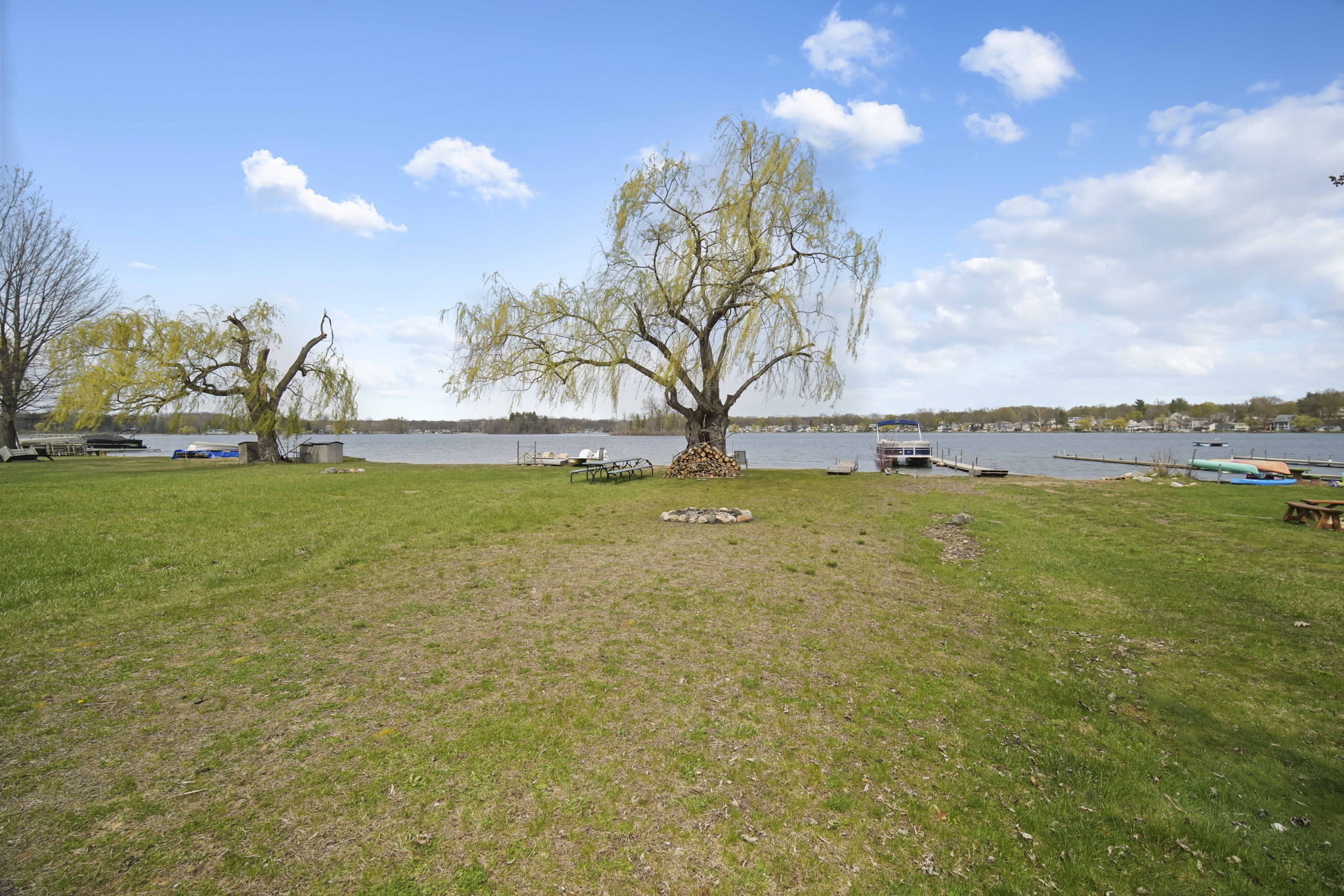  Photo 40