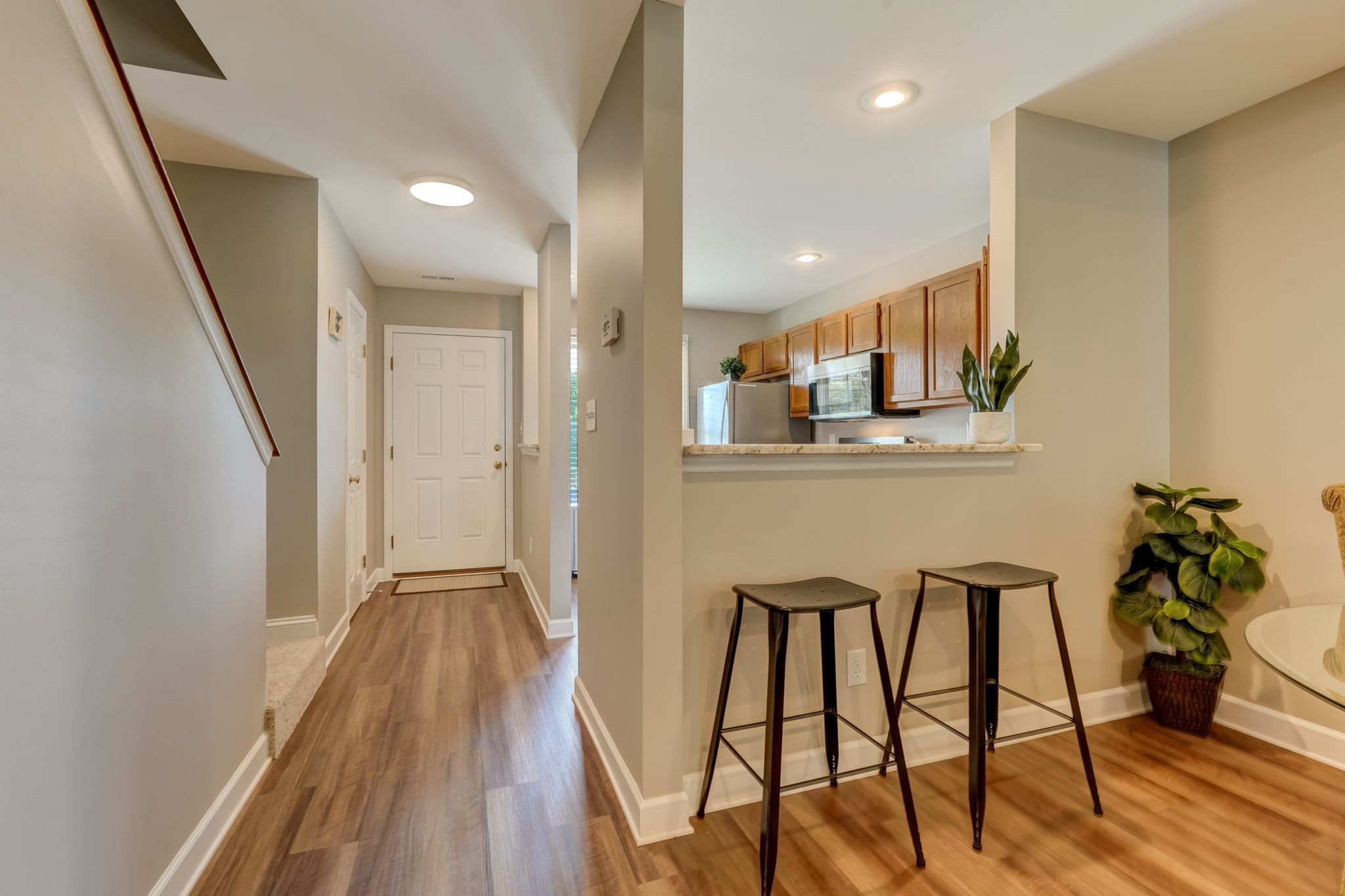 Kitchen/Breakfast Bar