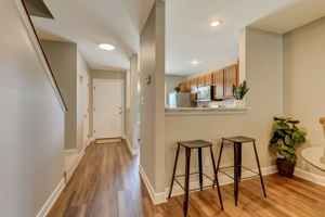 Kitchen/Breakfast Bar