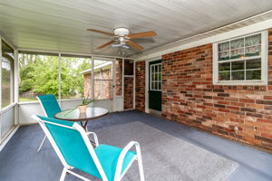 Screened-in Porch