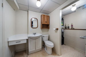  Photo 44