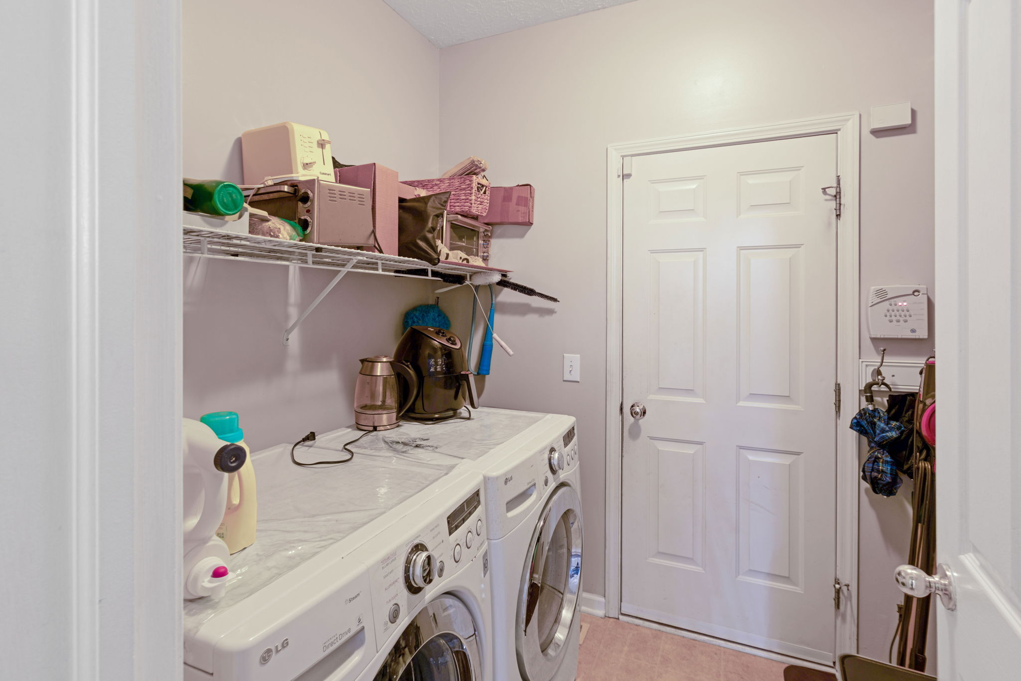 Photo 23