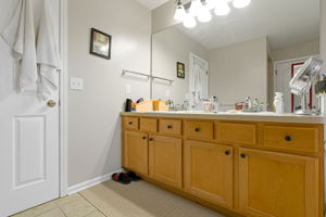  Photo 52