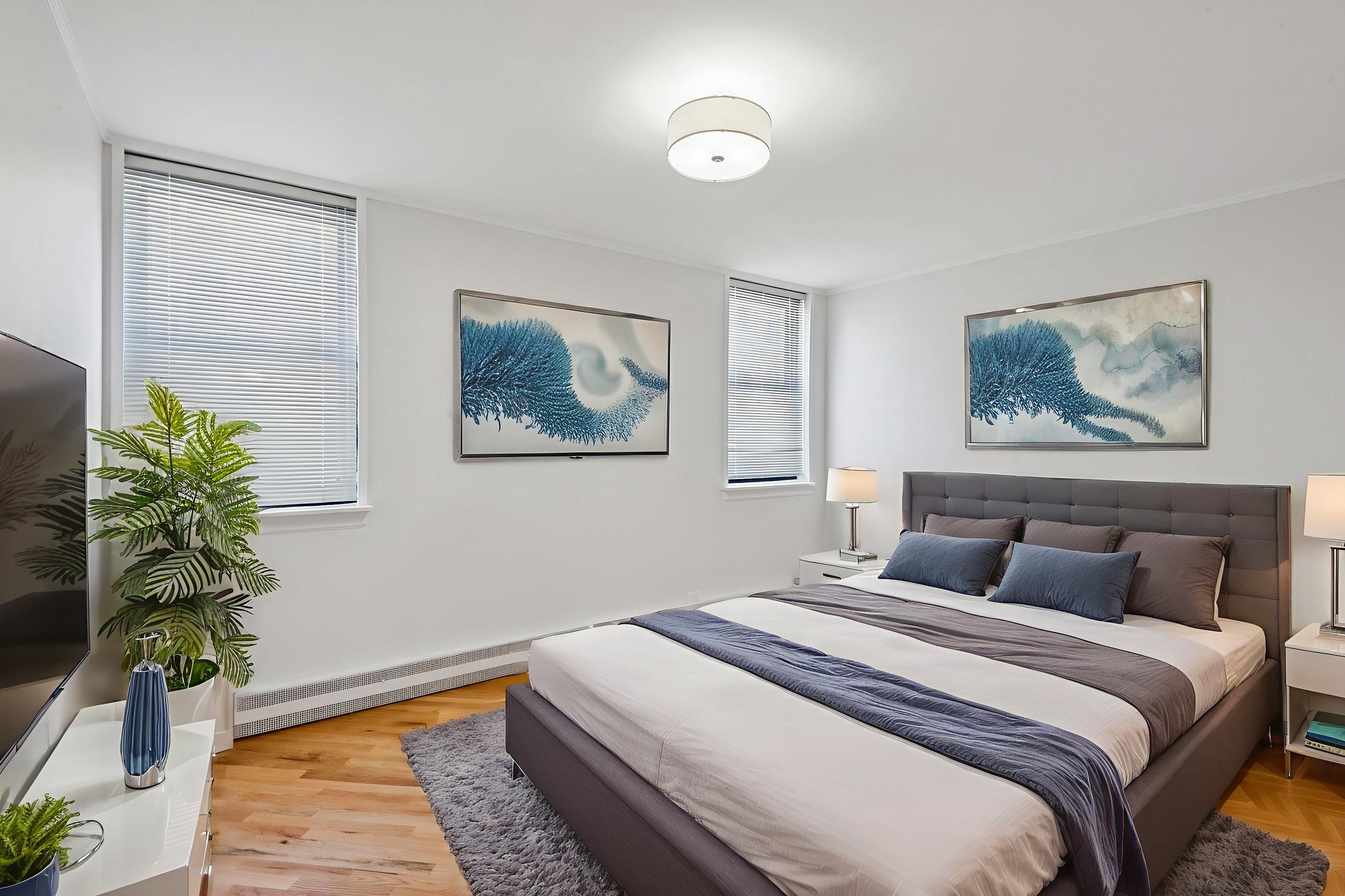 525 W Aldine Ave 1E_011 virtually staged.jpeg