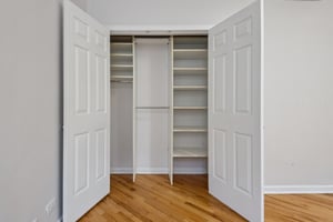 525 W Aldine Ave 1E_013.jpg