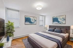 525 W Aldine Ave 1E_011 virtually staged.jpeg