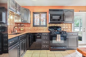 028 - 525 Wren Dr, Arnold, MO.jpg