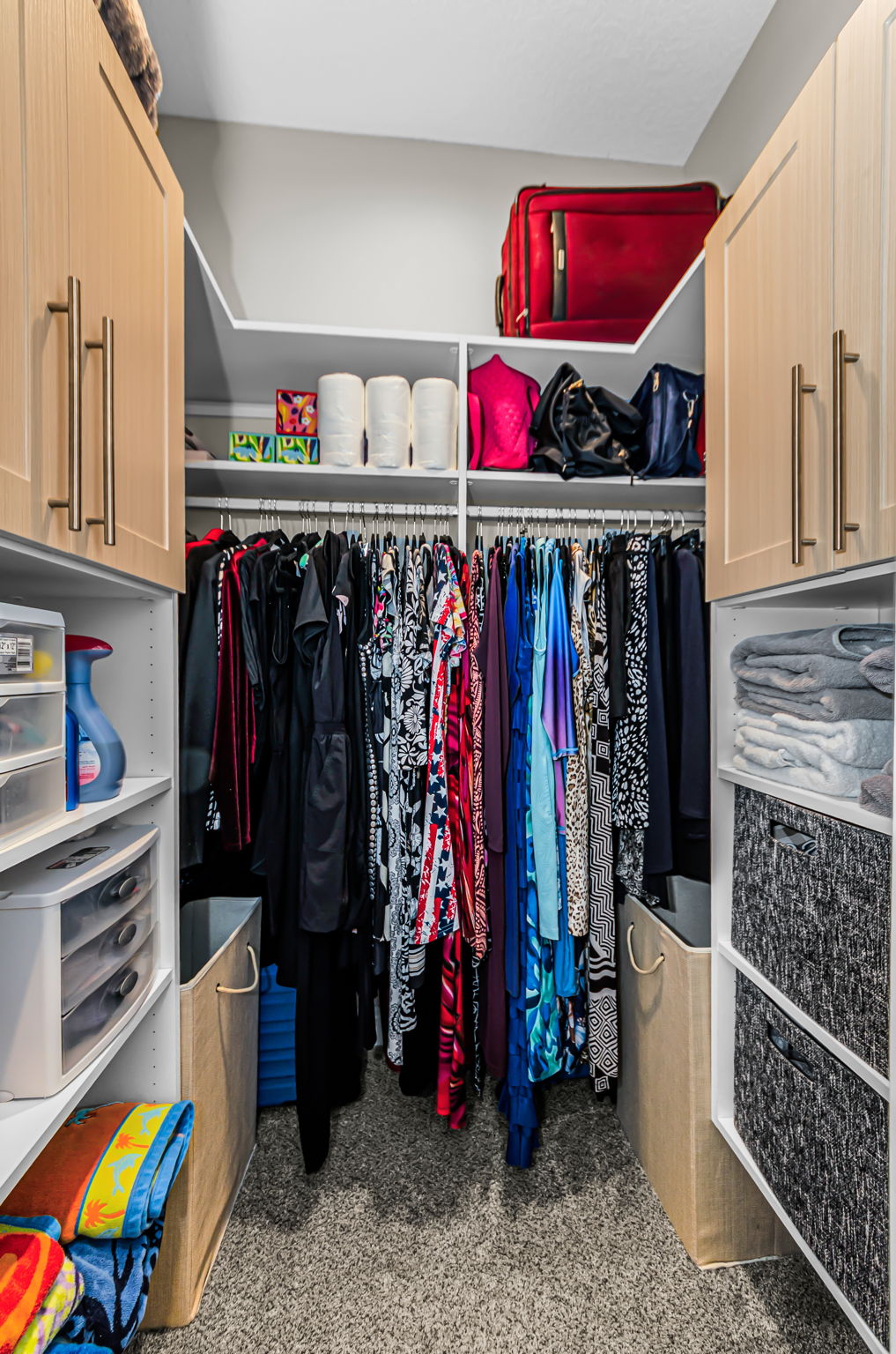 Primary Bedroom Walk-in Closet2