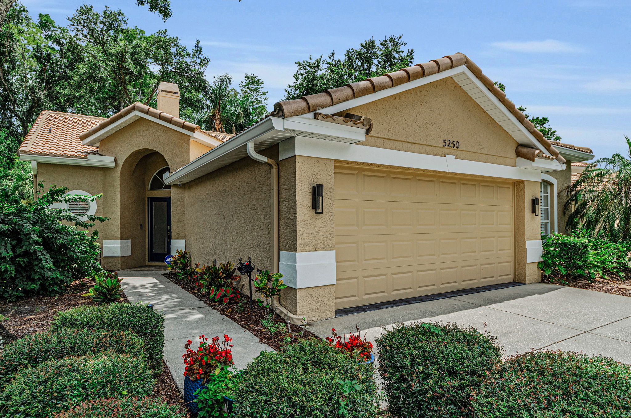 Front Exterior6