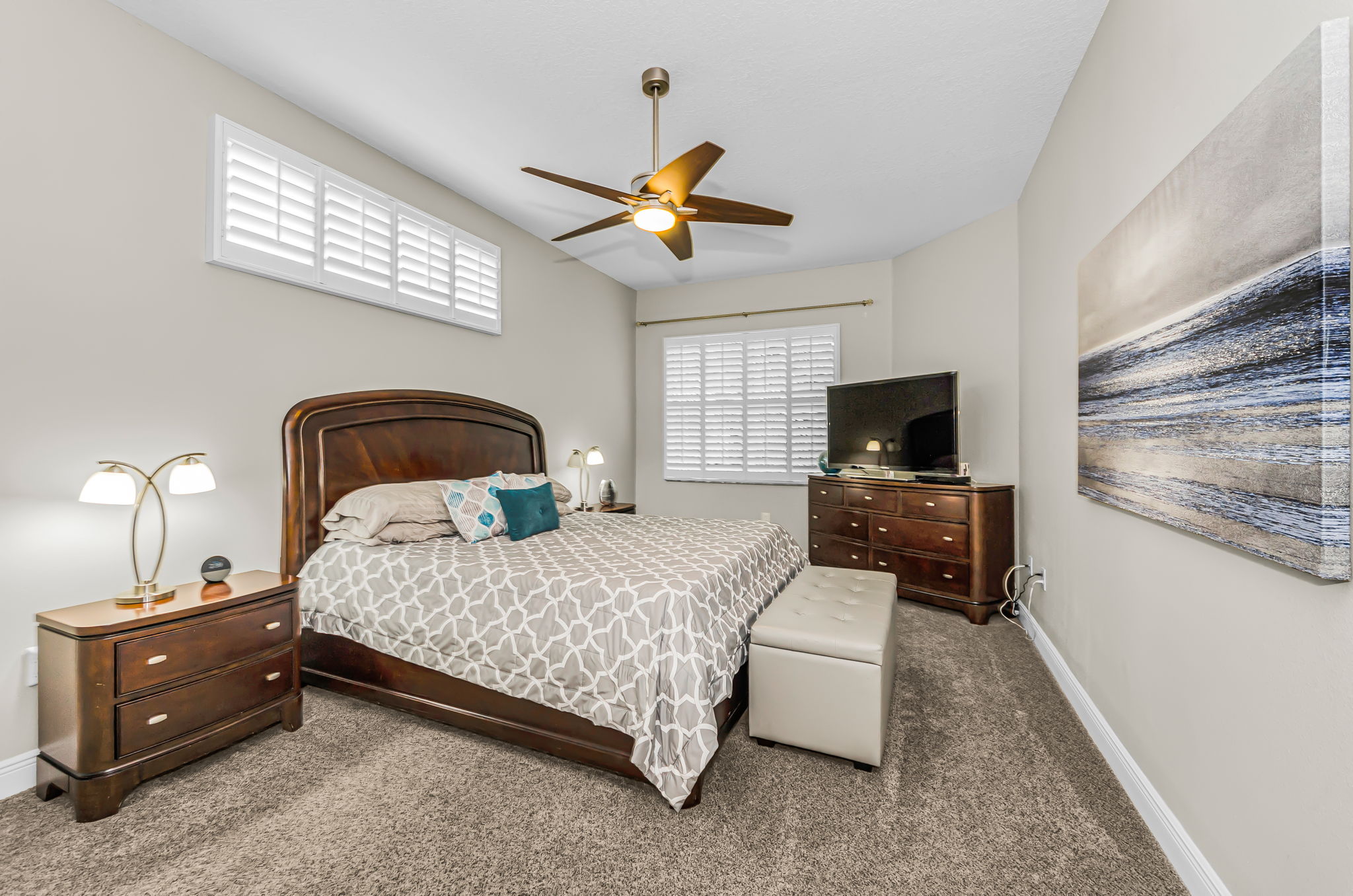 Primary Bedroom1a