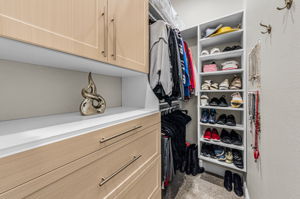 Primary Bedroom Walk-in Closet1c