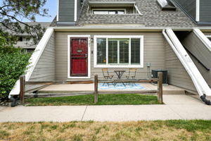  Photo 0