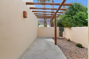 Guest Bedroom (Front) Patio