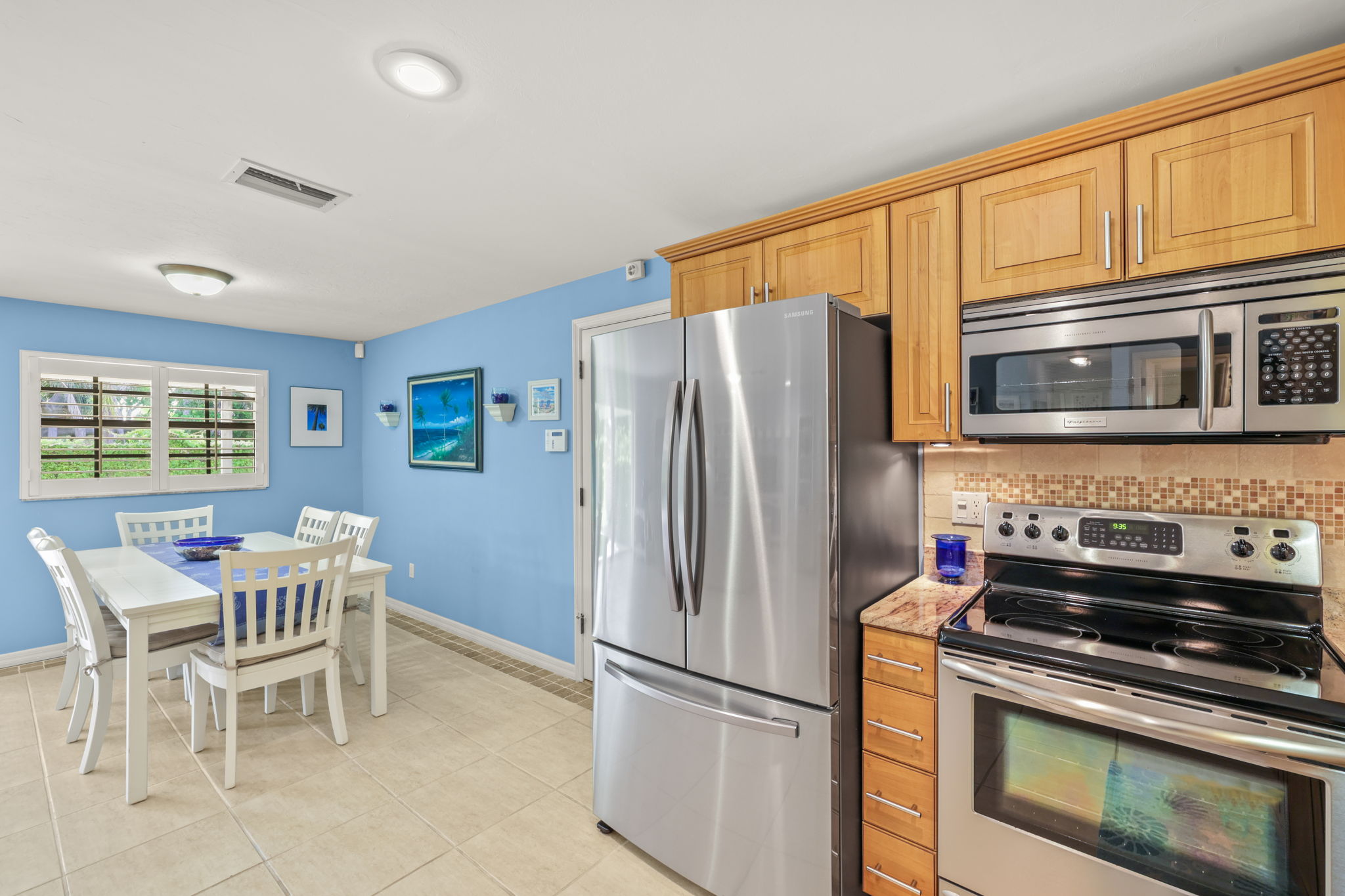 Guest House Kitchen 5