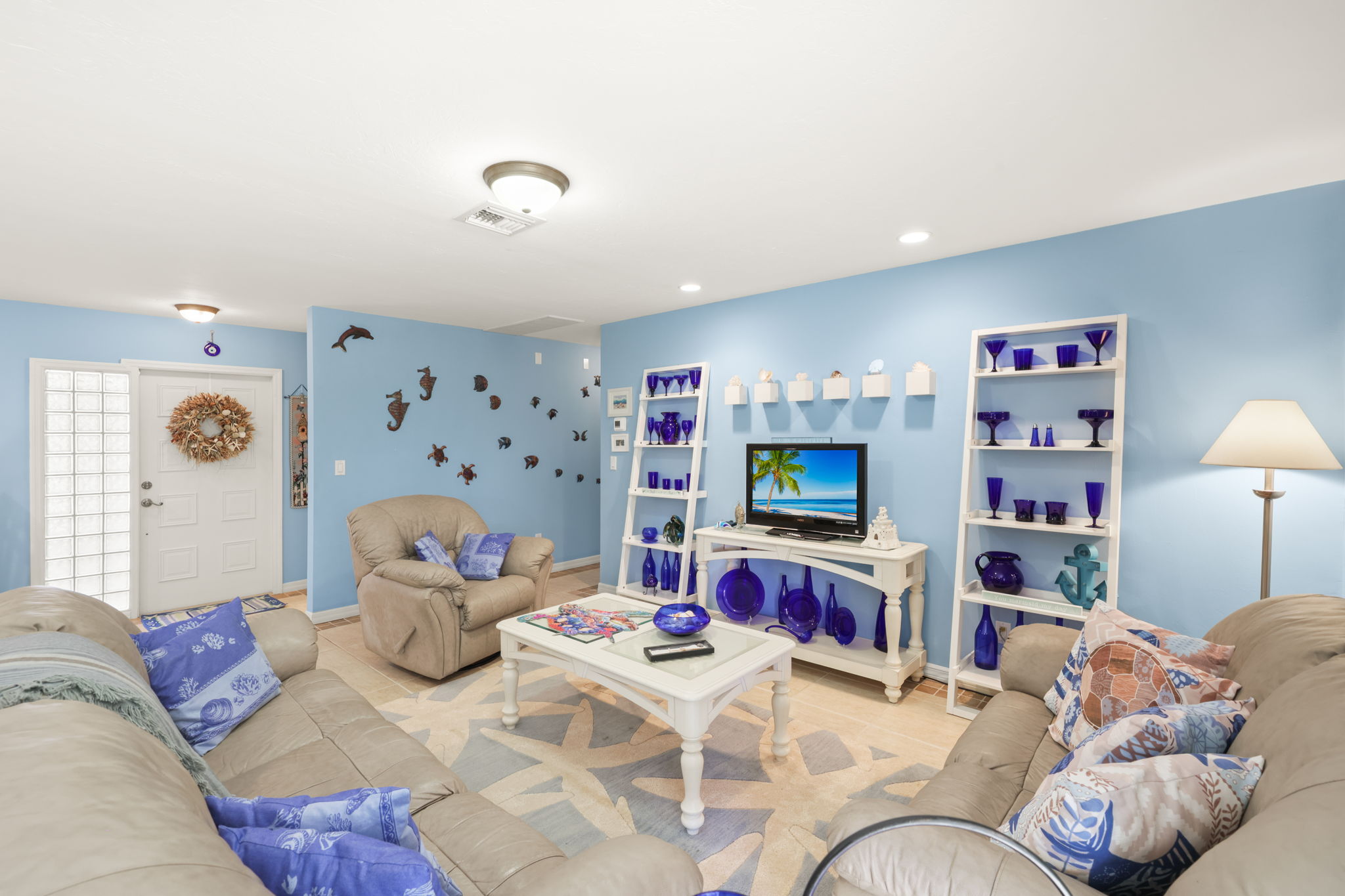 Guest House Living Room 5