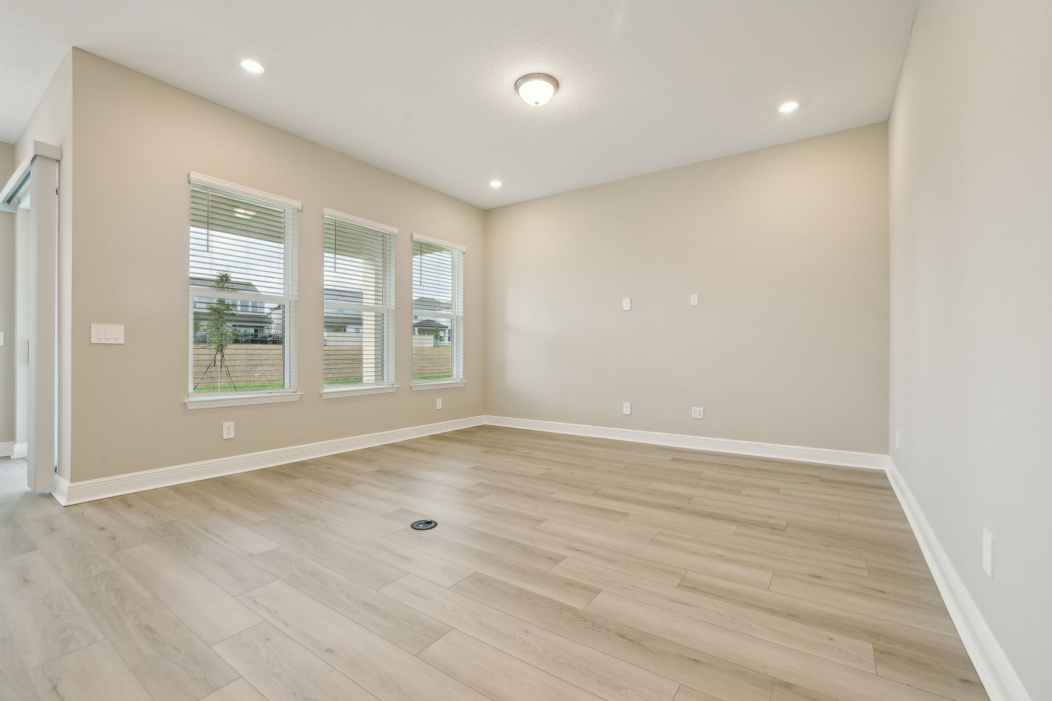Orlando- Silverleaf Reserve-5254 Citrus Leaf Blvd, Horizon West, FL 34787-010