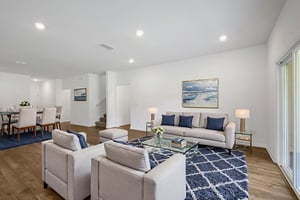 2Z2A2888 virtually staged.jpeg