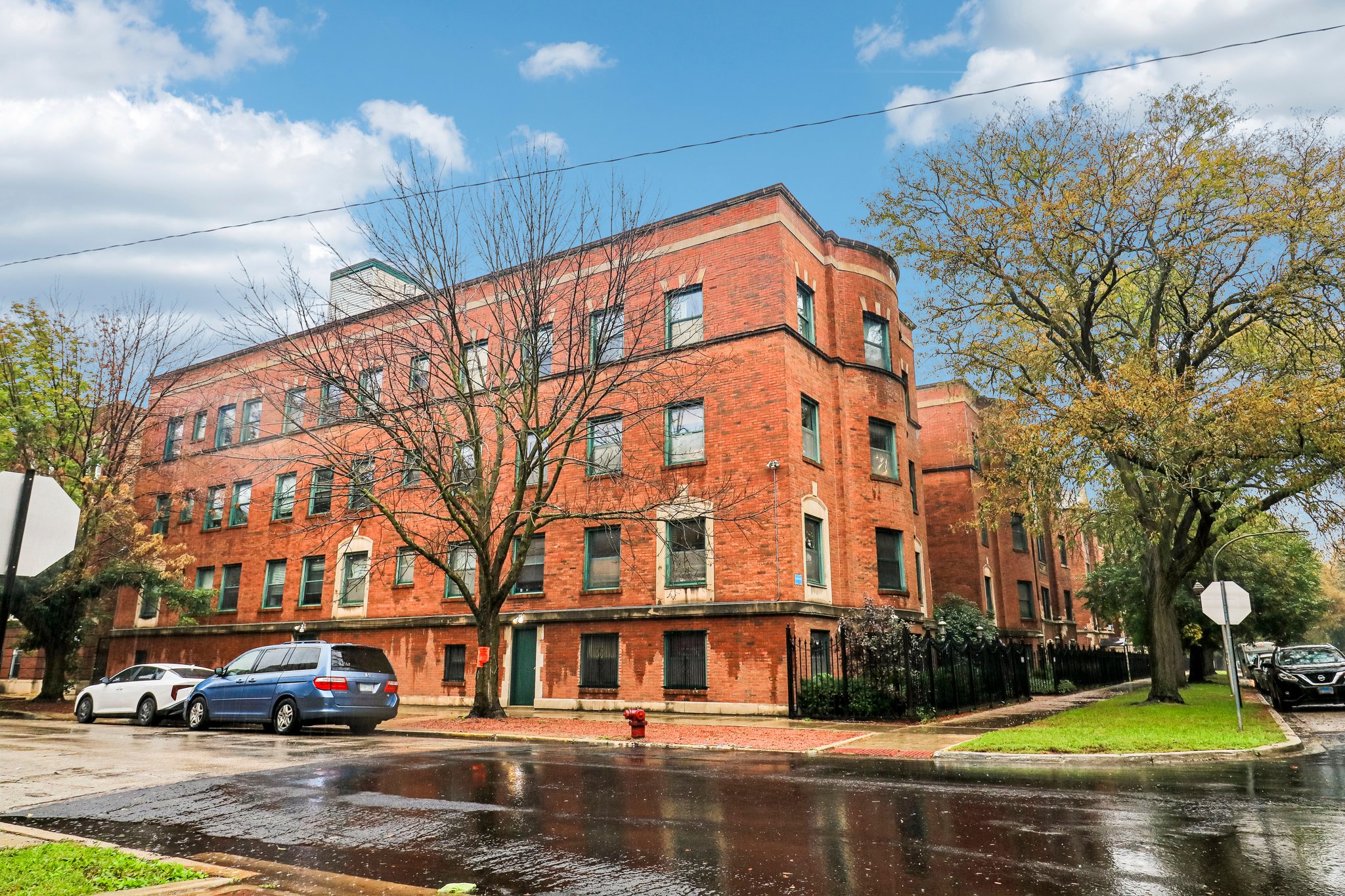 S Drexel Blvd GN-S0110-026.jpg