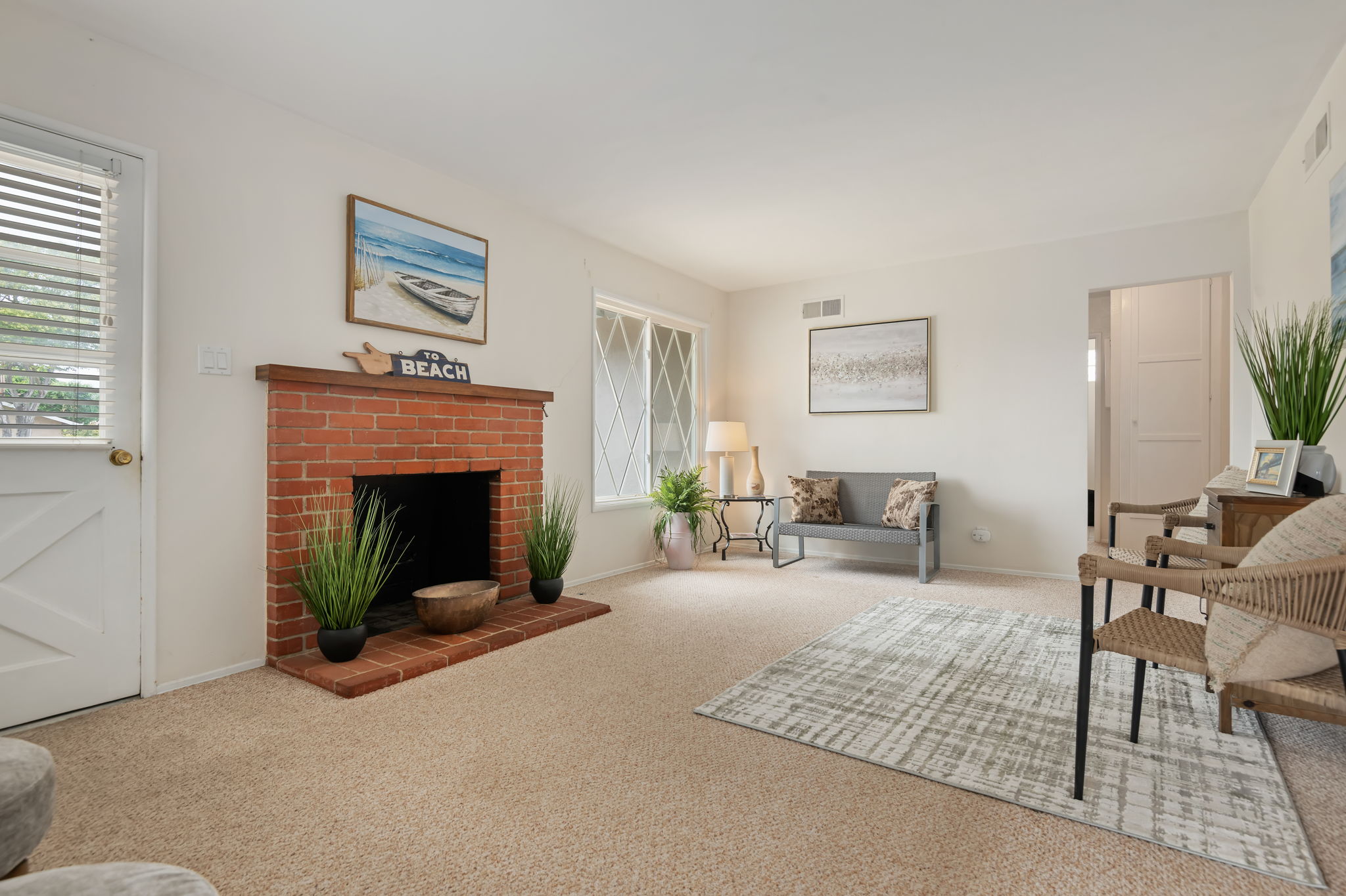 08 - Living Room