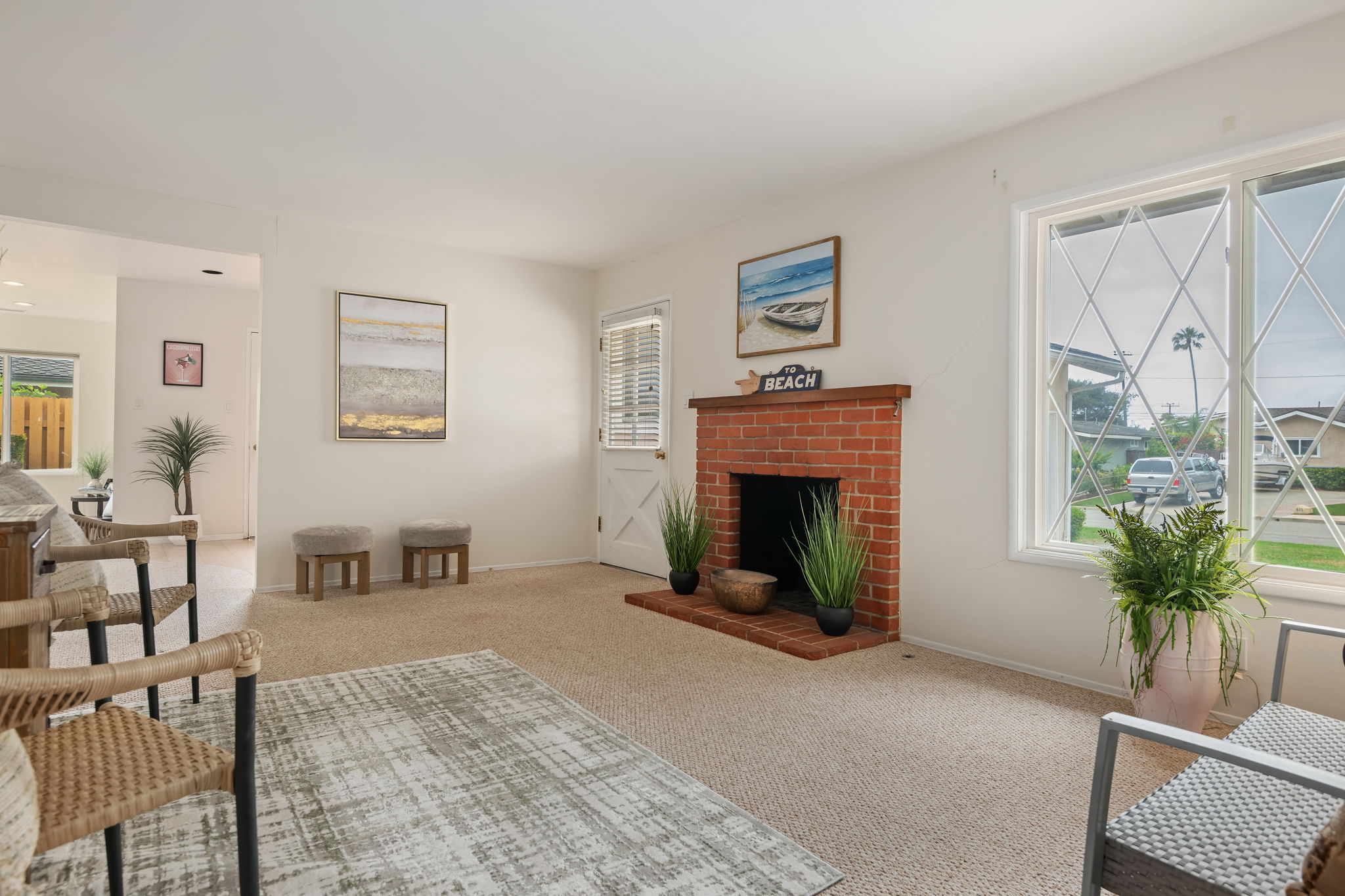 10 - Living Room