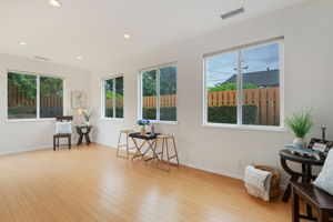 15 - Family Room