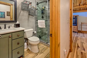  Photo 48