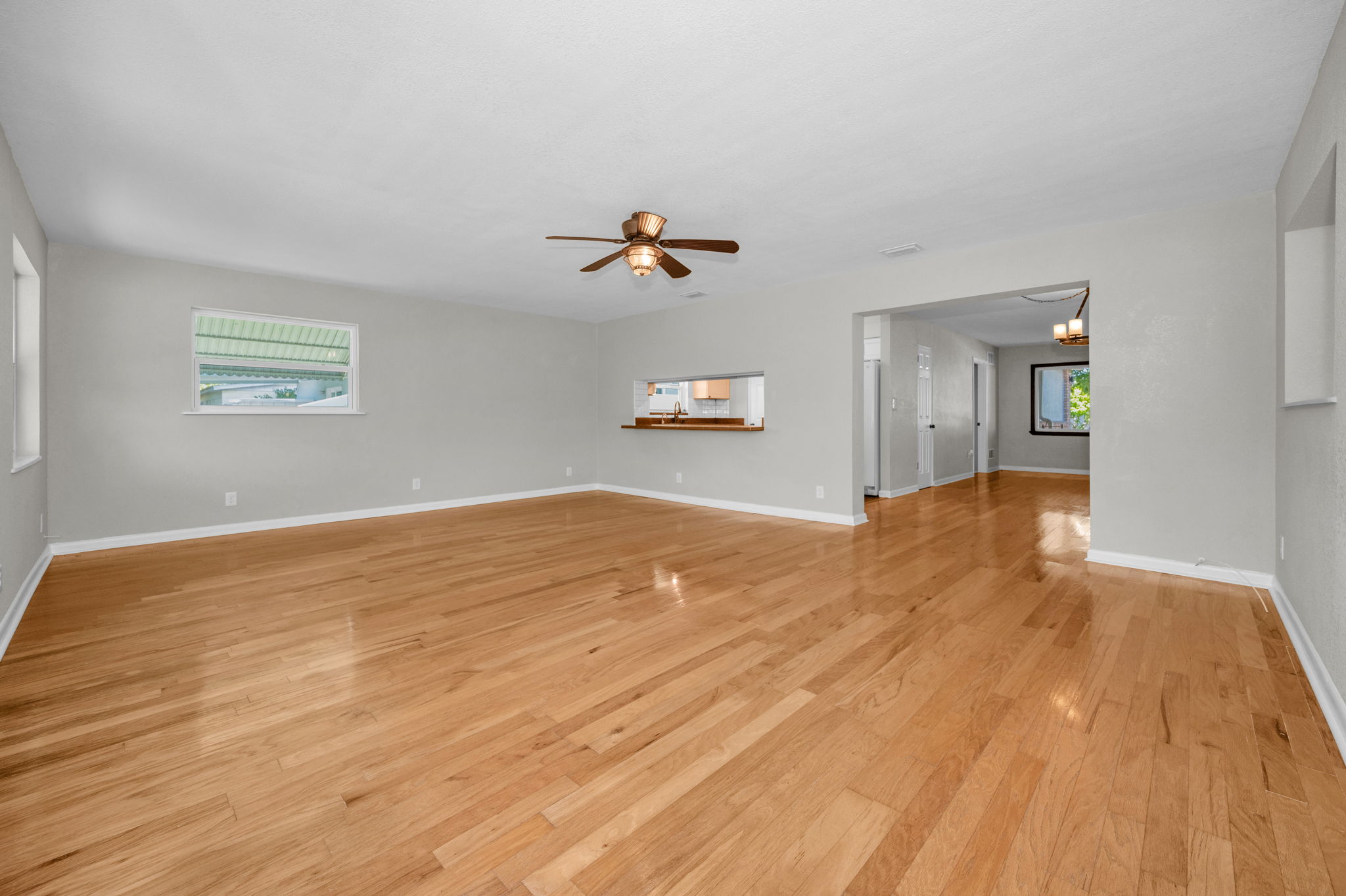 Family Room4