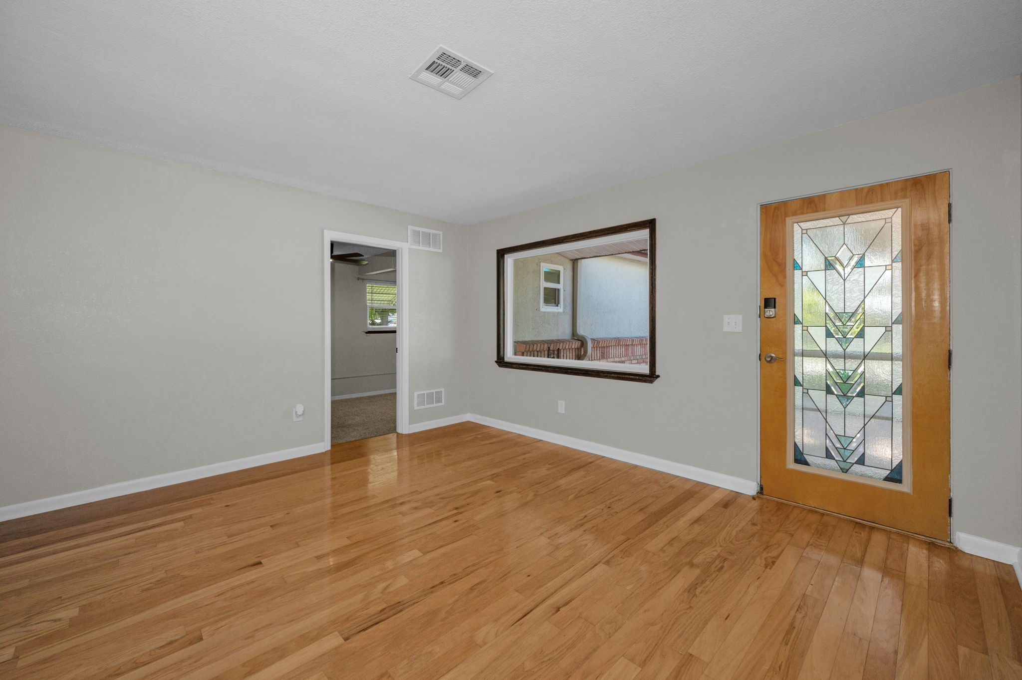Living Room2