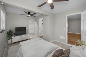 Primary Bedroom1b