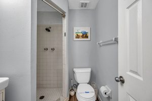  Photo 49