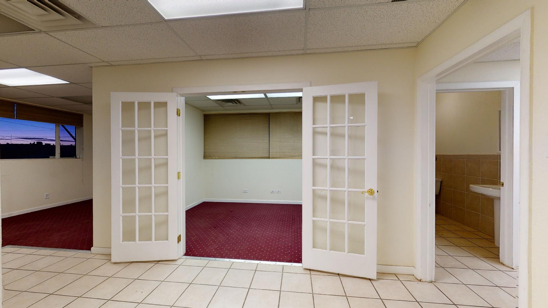 5260 E 39th Ave, Denver, CO 80207, US Photo 13
