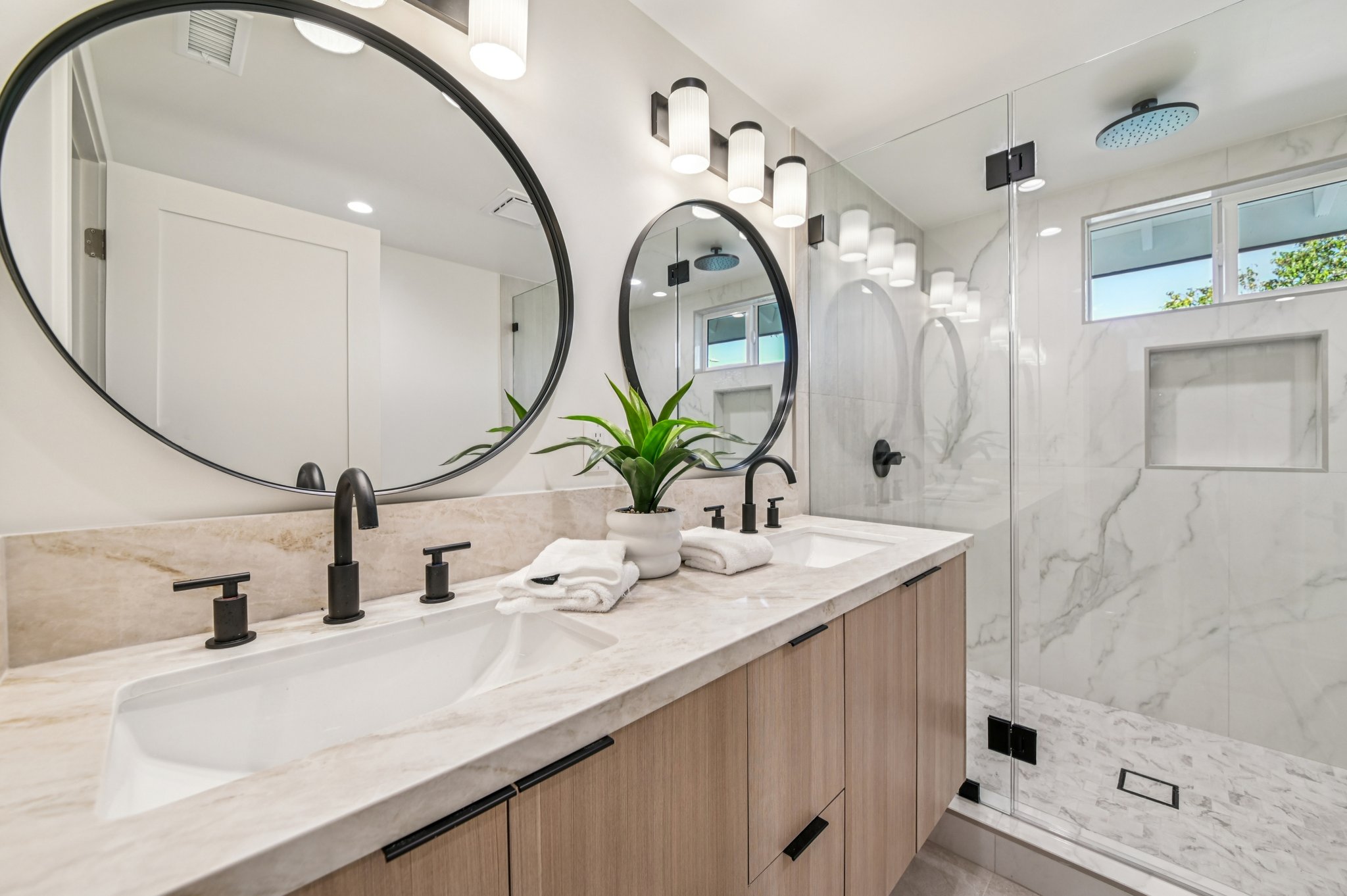 Glenroy Dr-S2011-042.jpg