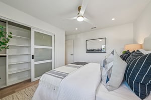 Glenroy Dr-S2011-040.jpg