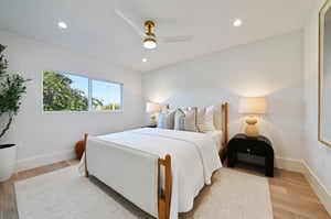 Glenroy Dr-S2011-045.jpg